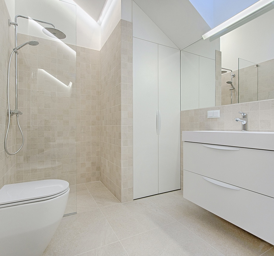 White-Themed Renovated Bathroom in Bathurst, NSW